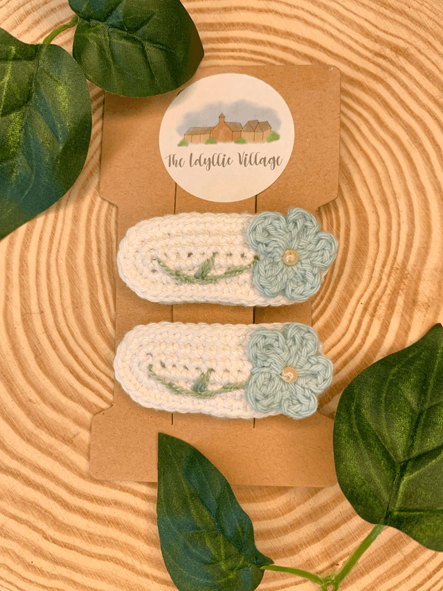 Flower hair clips 