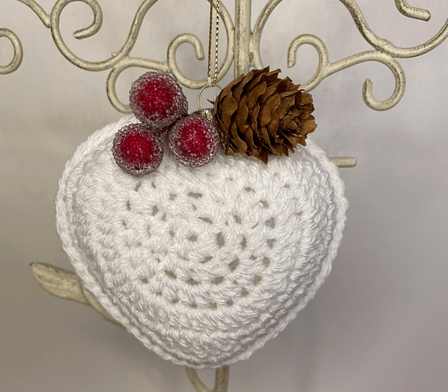 Crochet heart bauble