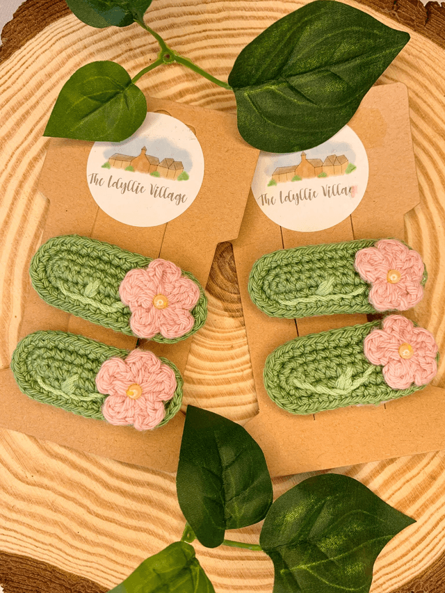 Flower hair clips 